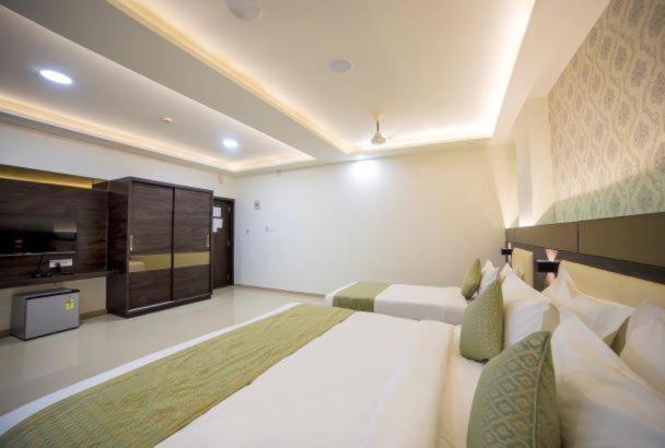 Mahesana Hotel Shivalik - Mehsana מראה חיצוני תמונה